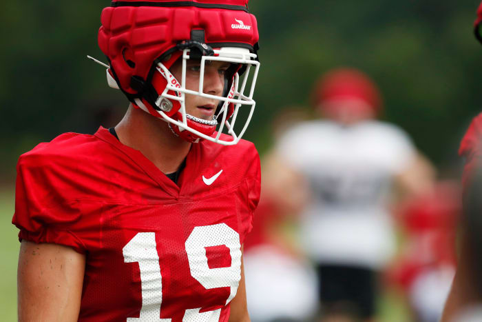 Georgia tight end Brock Bowers (19) at the first day fall football camp in Athens, Ga., on Thursday, Aug. 3, 2023.